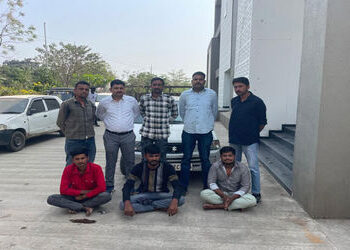 ધોળકાના પીસાવાડામાં 2 ગાયોની ચોરી કરી કતલ કરનાર 3 શખ્સ ઝડપાયા | 3 people arrested for stealing and s…