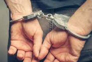 સાવલીના પોઇચા ગામના ફાર્મ હાઉસના માલિક અને ભાજપના પૂર્વ હોદ્દેદારની ધરપકડ | Farm house owner and for…