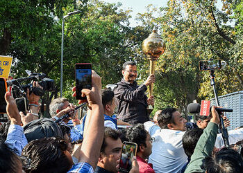 એક્સાઈઝ કૌભાંડમાં કેજરીવાલ સહિત 22ને નિર્દોષ છોડી મૂકાયા | Kejriwal 22 others acquitted in excise sc…