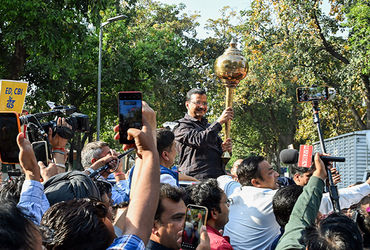 એક્સાઈઝ કૌભાંડમાં કેજરીવાલ સહિત 22ને નિર્દોષ છોડી મૂકાયા | Kejriwal 22 others acquitted in excise sc…