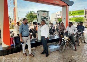 બોટાદની જનતા જોગ: બોટાદ જિલ્લામાં પેટ્રોલ-ડીઝલનો જથ્થો પૂરતા પ્રમાણમાં ઉપલબ્ધ