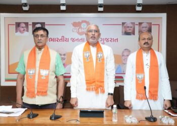 ભાજપા પ્રદેશ અધ્યક્ષની અધ્યક્ષતામાં અને પ્રદેશના મુખ્ય પ્રવકતાની ઉપસ્થિતિમાં ‘શ્રી કમલમ‘ ખાતે જિલ્લા…