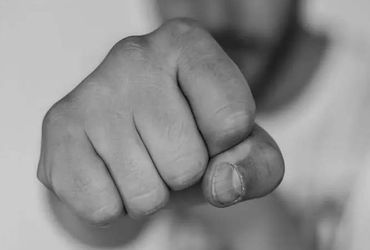 જામજોધપુર તાલુકાના ભુપત આંબરડી ગામમાં રહેતા ખેડૂત પ્રૌઢ ઉપર ચાર શખ્સો દ્વારા હુમલો કરાયો | Farmer fr…