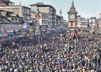 ખામેનેઇના મૃત્યુને પગલે ભારતમાં કાશ્મીર સહિતના સ્થળે વિરોધ પ્રદર્શન | Protests in India including Ka…