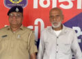 અમદાવાદમાં માનવતા લજાઈ: માસૂમ સાથે અડપલાં કરનાર વૃદ્ધ ઝડપાયો, માતાએ Live CCTVમાં કરતૂત જોઈ દીકરીને ઉ…
