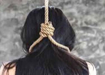 યુવકે અપમાનિત કરતા મનમાં લાગી આવતા કિશોરીનો ફાંસો ખાઈ આપઘાત | A young man committed suicide by hangi…