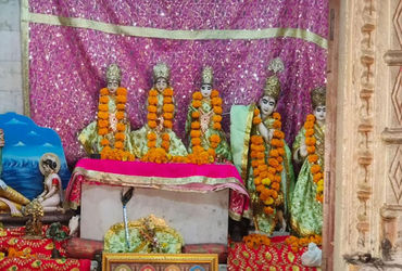 સૌરાષ્ટ્રમાં ગ્રહણની અસર નહીં હોવાની માન્યતા સાથે અનેક મંદિરો ખુલ્લા રહ્યા | Many temples remained o…