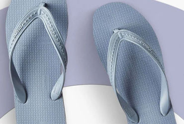 મ.પ્ર.માં નાયબ મામલાતદરે મંદિરમાંથી પોતાની ચંપલ ચોરનારને જાતે શોધ્યો | mp slipper theft tehsildar