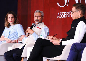 અમેરિકા સાથે યુદ્ધ વચ્ચે ભારતે ઈરાનના 183 સૈનિકો તથા એક યુદ્ધ જહાજને કોચીમાં શરણ આપી | iran warship …