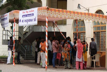 જામનગર મહાનગરપાલિકા દ્વારા આયોજિત ટાઉન હોલ ખાતે ‘સેવા સેતુ’ કાર્યક્રમમાં 1200 નાગરીકોએ લાભ લીધો | 12…