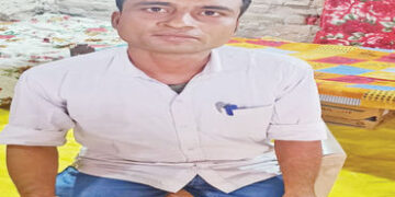 રીંઝા ગામેથી લોકોના આરોગ્ય સાથે ચેડાં કરતો નકલી ડૉક્ટર ઝડપાયો | Fake doctor caught tampering with pe…