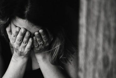 રાજકોટ: કૌટુંબિક કાકાએ ભત્રીજી પર આચર્યું દુષ્કર્મ, પાપ છુપાવવા સગીરાને પરાણે ગર્ભનિરોધક ગોળીઓ ખવડાવ…