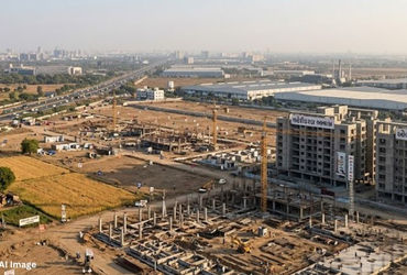 અમદાવાદ-ગાંધીનગરમાં બે વર્ષમાં બિનખેતીની 13127 અરજી મંજૂર, હવે ખેતરોમાં લહેરાતો પાકની જગ્યાએ મોટી ઇમ…