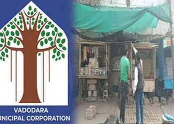 વડોદરામાં દબાણ હટાવો ઝુંબેશ : ગેરકાયદે દબાણકર્તાઓમાં ભાગદોડ મચી, ગેરકાયદે ઓટલાનો સફાયો | Campaign to…