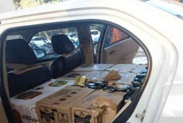 સીદસર રોડ પરથી વિદેશી દારૂ ભરેલી કાર સાથે શખ્સ ઝબ્બે | Man arrested with car loaded with foreign liq…