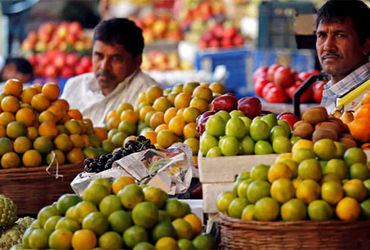જથ્થાબંધ ફુગાવો વધીને ૨.૧૩ ટકા ઃ ૧૧ મહિનાની ટોચે | wpi inflation in february 2026