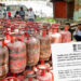 LPG ગેસ સિલિન્ડર માટે આધાર કાર્ડ KYC કરાવવું પડશે? કેન્દ્રએ કરી સ્પષ્ટતા | Central Govt Clarifies On…