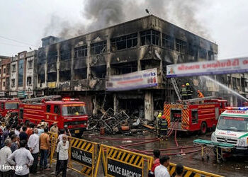 સુરતના કાપોદ્રામાં હૃદયદ્રાવક ઘટના, ગેસ સિલિન્ડરમાં બ્લાસ્ટ, 2ના મોત, અનેક ઈજાગ્રસ્ત | Surat Blaze T…