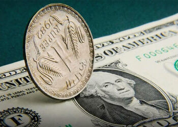 ડૉલર સામે રૂપિયામાં તીવ્ર કડાકો : 93ની સપાટી ગુમાવી | Rupee plunges sharply against dollar: loses 93…