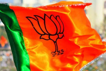 બળવાના ડરથી વડોદરા જિલ્લાની સહકારી સંસ્થાઓની ચૂંટણીઓ અટવાઇઃ ડેરીના પ્રમુખની ચૂંટણી અંગે પણ સસ્પેન્સ …