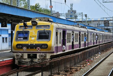 નડિયાદ, આણંદ જિલ્લાના રેલવે સ્ટેશનો પર કોરોના-કાળમાં બંધ થયેલી લોકલ ટ્રેનો પુનઃ શરૂ કરવા માંગ | Dema…