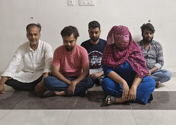 દુબઈથી ચાલતા હાઇટેક ઓનલાઇન જુગારનો પર્દાફાશ : યુવતી સહિત પાંચની ધરપકડ | High tech online gambling op…