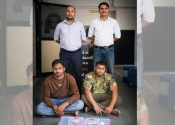 અમદાવાદ: બોપલમાં વકીલ સાહેબ બ્રિજ પાસેથી SOGની ટીમે હાઈબ્રિડ ગાંજો ઝડપ્યો, બેની ધરપકડ અને એક ફરાર | …