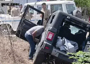 જામનગરમાં લોહિયાળ જંગ: બે પૂર્વ કોર્પોરેટરો વચ્ચેની અદાવતમાં AAP નેતાના ભત્રીજા પર ફાયરિંગ, હાથ-પગ ત…