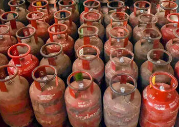 LPG બુકિંગના નિયમ બદલાયા! બે સિલિન્ડર ધરાવતા ગ્રાહકોના નવા બુકિંગ માટે 35 દિવસનું વેઈટિંગ? | New LPG…