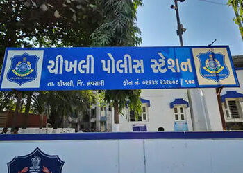 નવસારીમાં માનવતા શર્મસાર… સાવકા પિતાએ બે સગીર દીકરીઓને દુષ્કર્મ આચરી ગર્ભવતી બનાવી | navsari chikh…