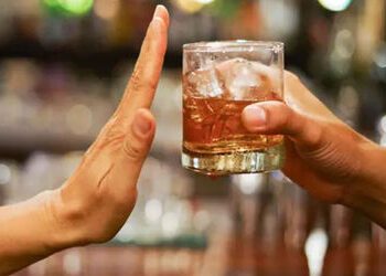 દારુ પીવા પૈસા આપવાની ના પાડતાં યુવકને લોહી લુહાણ કર્યો | A atake pokiten ese moni sakau