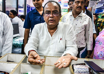 1 એપ્રિલથી પેઈનથી માંડી તાવ સુધીની દવાઓ થશે મોંઘી, 1000થી વધુ મેડિસિનના ભાવ વધશે | medicine price hi…