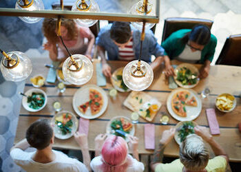 રેસ્ટોરન્ટમાં જમતા પહેલા ચેતજો! જો બિલમાં ‘LPG ચાર્જ’ દેખાય તો પૈસા આપતા નહીં, કેન્દ્રનો આદેશ | Govt…