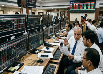 શેરબજારમાં સટ્ટાબાજી રોકવા સરકારે ટ્રેડિંગ ચાર્જ વધાર્યા, 1 એપ્રિલથી નવા નિયમ લાગુ | Stock Market Tr…