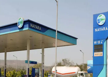 નાયરાએ પેટ્રોલના ભાવ રૂ. 5 જ્યારે ડીઝલમાં રૂ. 3 વધાર્યા | Naira increases petrol price by Rs 5 and d…