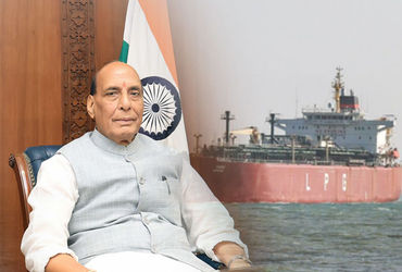 મિડલ ઈસ્ટમાં યુદ્ધની સ્થિતિ વચ્ચે કેન્દ્ર સરકાર એક્શનમાં, સંરક્ષણ મંત્રીએ આજે કરી હાઈ-લેવલ બેઠક | We…