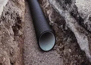 નવી ગટર લાઈનમાં વેઠ : મુખ્ય ચેમ્બર કરતા હજાર ઘરોની લાઈન નીચી, કનેક્શન અટવાયા | New sewer line in tro…