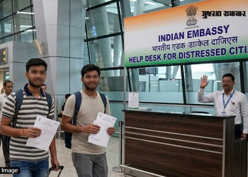 મોટું કૌભાંડ? દુબઈમાં ડ્રાઈવરની નોકરીના નામે મોકલી કાળી મજૂરી કરાવી, પાસપોર્ટ કબજે કર્યું | Nadiad Y…