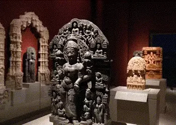 ગાંધીનગર: PM મોદીએ કર્યું ‘સમ્રાટ સંપ્રતિ મ્યુઝિયમ’નું લોકાર્પણ, કહ્યું- અશાંતિની આગમાં દાઝી રહેલા વ…