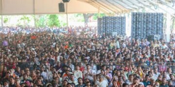 શાળામાં તાળાં કે ઈવેન્ટમાં તાળીઓ? બનાસકાંઠામાં 1800 શિક્ષિકાઓની ભણાવવાને બદલે PMના કાર્યક્રમમાં હાજર…