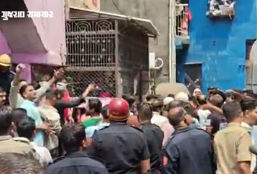 સુરતમાં અગ્નિકાંડ: લિંબાયતમાં ઘરમાં રાખેલા સાડીના કામના કેમિકલમાં બ્લાસ્ટ બાદ ભીષણ આગ, 5 લોકોના મોત …