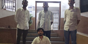 વિરેન્દ્રગઢ ગામેથી ડિગ્રી વગર પ્રેક્ટિસ કરતો બોગસ ડોક્ટર પકડાયો | Fake doctor practicing without deg…