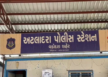 વડોદરાના સ્પામાં પરપ્રાંતીય યુવતી રાખનાર સંચાલક સામે ગુનો દાખલ | Case registered against manager of …