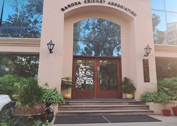 3 એપ્રિલે બીસીએની એપેક્ષ બેઠક : ચૂંટણી લડી રહેલા સભ્યોને આમંત્રણ નહીં મળતાં પારદર્શિતા સામે પ્રશ્નાર…