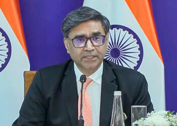 ‘ભારત એકમાત્ર દેશ જેણે પોતાના નાવિક ગુમાવ્યા…’, હોર્મુઝ સ્ટ્રેટ ખોલાવવા થયેલી બેઠકમાં રજૂઆત | Indi…