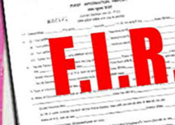 પશ્ચિમ બંગાળની યુવતીએ દારૃના નશામાં પોલીસ સ્ટેશન માથે લીધું | West Bengal Young woman storms police …