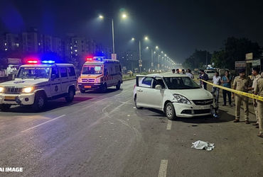 ગાંધીનગર: કોબા રોડ પર પૂરપાટ ઝડપે આવતી કારે 18 વર્ષીય યુવકનો ભોગ લીધો, અકસ્માત સર્જી ચાલક કાર મૂકી ફ…