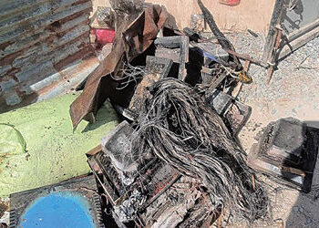 પાટડીમાં રહેણાંક મકાનમાં ભીષણ આગ : ઘરવખરી બળીને ખાખ | Massive fire breaks out in residential buildin…