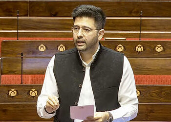 AAPમાં ભડકો! રાઘવ ચઢ્ઢાનો ખુલ્લો પડકાર- ‘પિક્ચર હજી બાકી છે’, શું ટૂંક સમયમાં છોડશે સાથ? | Raghav Ch…