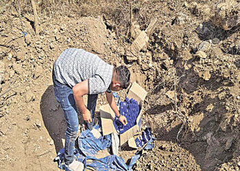 ચોટીલાના આણંદપુર ગામમાંથી રૂ. 5.94 લાખનો દારૂ ઝડપાયો | Liquor worth Rs 5 94 lakh seized from Anandpu…